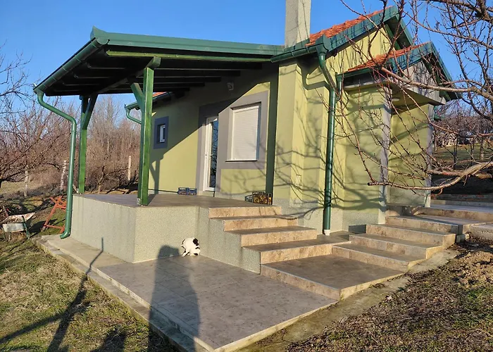 Ranc Petar Alavanja Banstol * スレムスキ・カルロヴツィ