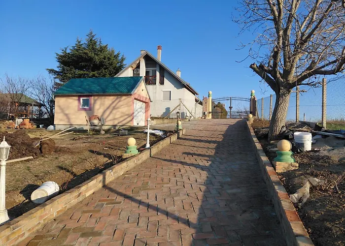 アパート Ranc Petar Alavanja Banstol スレムスキ・カルロヴツィ